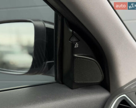 Чорний Вольво ХС60, об'ємом двигуна 2 л та пробігом 280 тис. км за 13500 $, фото 28 на Automoto.ua