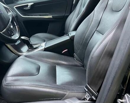 Чорний Вольво ХС60, об'ємом двигуна 1.97 л та пробігом 179 тис. км за 14600 $, фото 4 на Automoto.ua