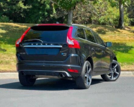 Черный Вольво ХС60, объемом двигателя 2 л и пробегом 80 тыс. км за 7400 $, фото 4 на Automoto.ua