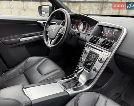 Черный Вольво ХС60, объемом двигателя 2 л и пробегом 285 тыс. км за 18999 $, фото 46 на Automoto.ua