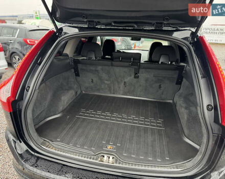 Чорний Вольво ХС60, об'ємом двигуна 2.4 л та пробігом 267 тис. км за 18950 $, фото 23 на Automoto.ua