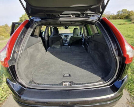 Черный Вольво ХС60, объемом двигателя 2.4 л и пробегом 171 тыс. км за 23500 $, фото 14 на Automoto.ua