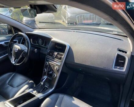 Чорний Вольво ХС60, об'ємом двигуна 2.5 л та пробігом 130 тис. км за 14900 $, фото 7 на Automoto.ua