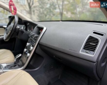 Черный Вольво ХС60, объемом двигателя 1.97 л и пробегом 190 тыс. км за 18900 $, фото 63 на Automoto.ua