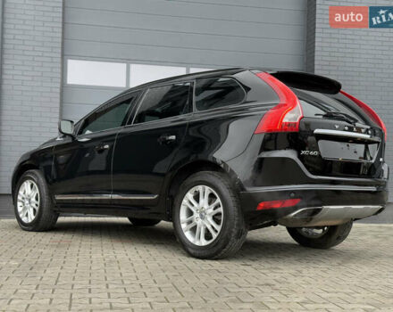 Чорний Вольво ХС60, об'ємом двигуна 2 л та пробігом 280 тис. км за 13500 $, фото 7 на Automoto.ua