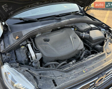 Чорний Вольво ХС60, об'ємом двигуна 2 л та пробігом 285 тис. км за 18999 $, фото 96 на Automoto.ua