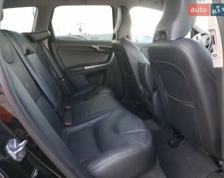 Чорний Вольво ХС60, об'ємом двигуна 2 л та пробігом 113 тис. км за 2900 $, фото 10 на Automoto.ua