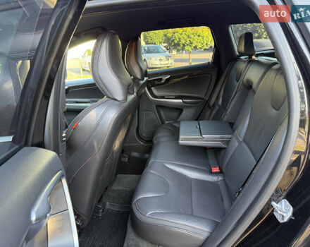 Чорний Вольво ХС60, об'ємом двигуна 2 л та пробігом 285 тис. км за 18999 $, фото 77 на Automoto.ua