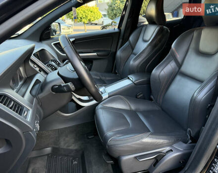 Чорний Вольво ХС60, об'ємом двигуна 2 л та пробігом 285 тис. км за 18999 $, фото 84 на Automoto.ua