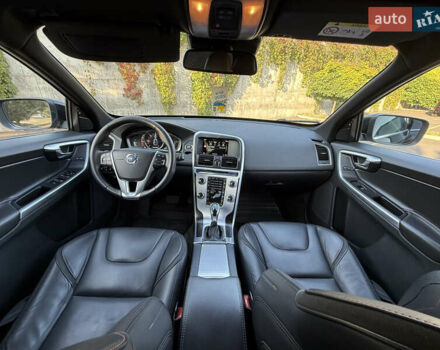 Чорний Вольво ХС60, об'ємом двигуна 2 л та пробігом 285 тис. км за 18999 $, фото 60 на Automoto.ua