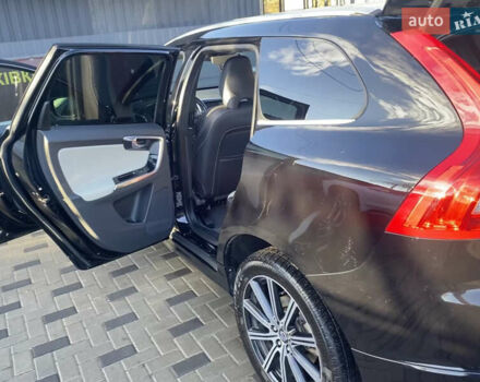 Вольво ХС60 2015 в Шепетовке на Automoto.ua Черный Вольво ХС60, объемом двигателя 2 л и пробегом 230 тыс. км за 18550 $, фото 10 на Automoto.ua