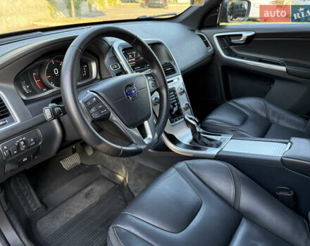 Чорний Вольво ХС60, об'ємом двигуна 2 л та пробігом 285 тис. км за 18999 $, фото 90 на Automoto.ua