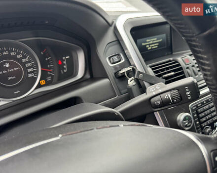 Чорний Вольво ХС60, об'ємом двигуна 2.4 л та пробігом 267 тис. км за 18950 $, фото 35 на Automoto.ua