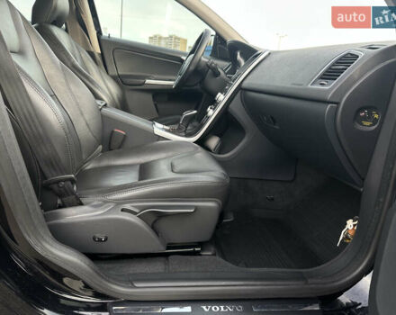 Черный Вольво ХС60, объемом двигателя 1.97 л и пробегом 252 тыс. км за 21500 $, фото 32 на Automoto.ua