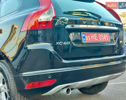 Черный Вольво ХС60, объемом двигателя 2 л и пробегом 220 тыс. км за 19799 $, фото 6 на Automoto.ua