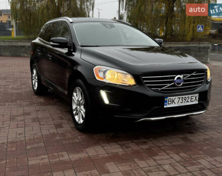 Чорний Вольво ХС60, об'ємом двигуна 2.5 л та пробігом 160 тис. км за 16300 $, фото 2 на Automoto.ua