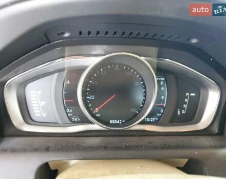 Чорний Вольво ХС60, об'ємом двигуна 2.5 л та пробігом 111 тис. км за 3000 $, фото 8 на Automoto.ua