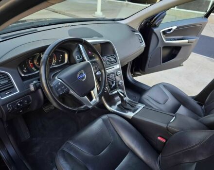 Черный Вольво ХС60, объемом двигателя 2 л и пробегом 77 тыс. км за 10300 $, фото 8 на Automoto.ua