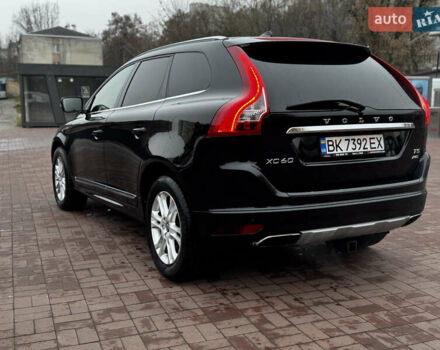 Чорний Вольво ХС60, об'ємом двигуна 2.5 л та пробігом 160 тис. км за 16300 $, фото 8 на Automoto.ua