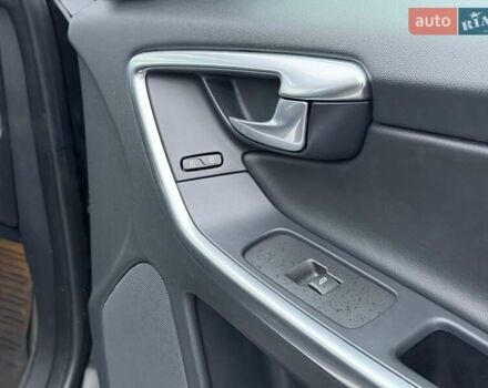 Черный Вольво ХС60, объемом двигателя 2.4 л и пробегом 212 тыс. км за 19187 $, фото 20 на Automoto.ua