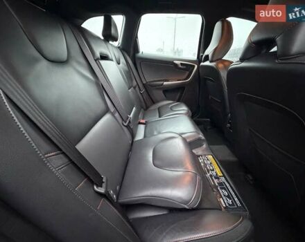 Черный Вольво ХС60, объемом двигателя 2.4 л и пробегом 212 тыс. км за 19187 $, фото 17 на Automoto.ua