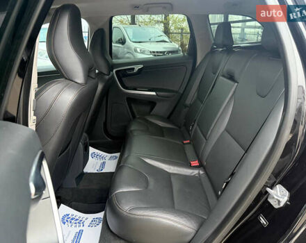 Чорний Вольво ХС60, об'ємом двигуна 2 л та пробігом 120 тис. км за 21400 $, фото 16 на Automoto.ua