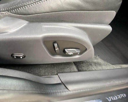 Черный Вольво ХС60, объемом двигателя 2.5 л и пробегом 160 тыс. км за 16300 $, фото 25 на Automoto.ua