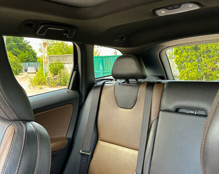 Вольво ХС60 2016 у Чернігові на Automoto.ua Чорний Вольво ХС60, об'ємом двигуна 2.5 л та пробігом 160 тис. км за 19500 $, фото 19 на Automoto.ua