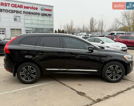 Чорний Вольво ХС60, об'ємом двигуна 2 л та пробігом 120 тис. км за 21400 $, фото 3 на Automoto.ua