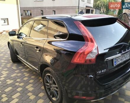 Черный Вольво ХС60, объемом двигателя 2.4 л и пробегом 130 тыс. км за 32000 $, фото 3 на Automoto.ua