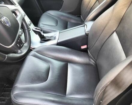 Черный Вольво ХС60, объемом двигателя 2.4 л и пробегом 130 тыс. км за 32000 $, фото 18 на Automoto.ua