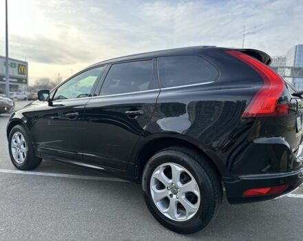 Черный Вольво ХС60, объемом двигателя 2 л и пробегом 139 тыс. км за 20900 $, фото 2 на Automoto.ua