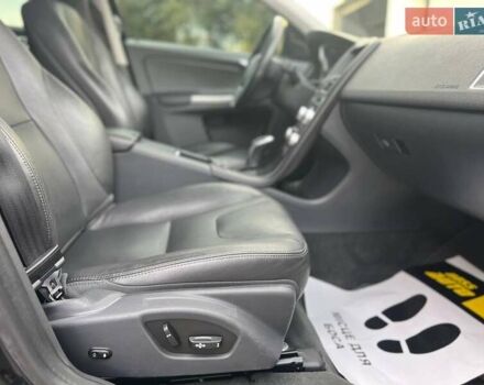 Чорний Вольво ХС60, об'ємом двигуна 1.97 л та пробігом 199 тис. км за 18000 $, фото 11 на Automoto.ua