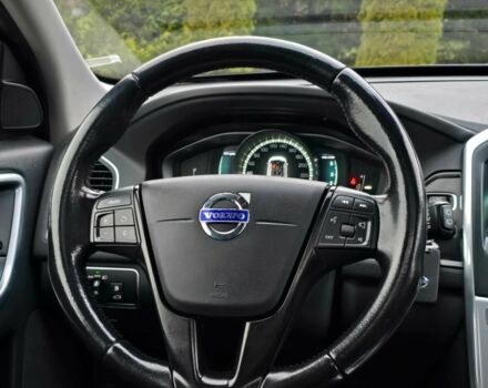 Черный Вольво ХС60, объемом двигателя 2 л и пробегом 76 тыс. км за 6390 $, фото 12 на Automoto.ua