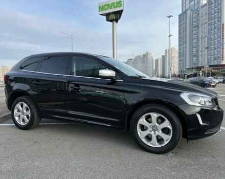 Черный Вольво ХС60, объемом двигателя 2 л и пробегом 139 тыс. км за 20900 $, фото 3 на Automoto.ua