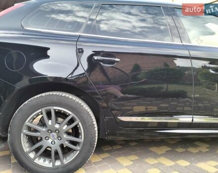 Черный Вольво ХС60, объемом двигателя 2.4 л и пробегом 130 тыс. км за 32000 $, фото 1 на Automoto.ua