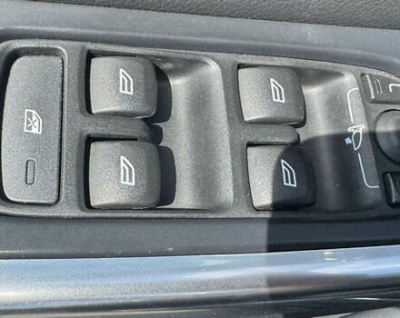 Чорний Вольво ХС60, об'ємом двигуна 1.97 л та пробігом 270 тис. км за 22550 $, фото 76 на Automoto.ua