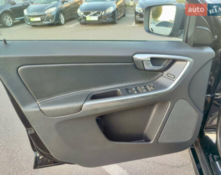 Черный Вольво ХС60, объемом двигателя 2 л и пробегом 220 тыс. км за 19799 $, фото 16 на Automoto.ua