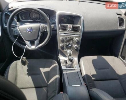 Чорний Вольво ХС60, об'ємом двигуна 2 л та пробігом 151 тис. км за 9000 $, фото 7 на Automoto.ua