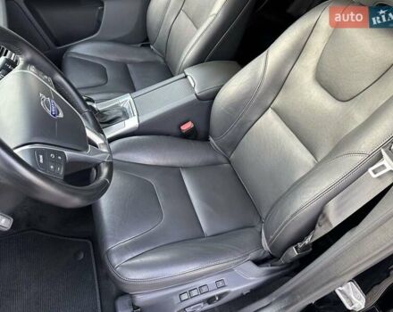 Черный Вольво ХС60, объемом двигателя 1.97 л и пробегом 139 тыс. км за 21300 $, фото 21 на Automoto.ua