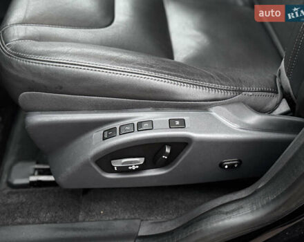 Чорний Вольво ХС60, об'ємом двигуна 2.5 л та пробігом 160 тис. км за 16300 $, фото 17 на Automoto.ua