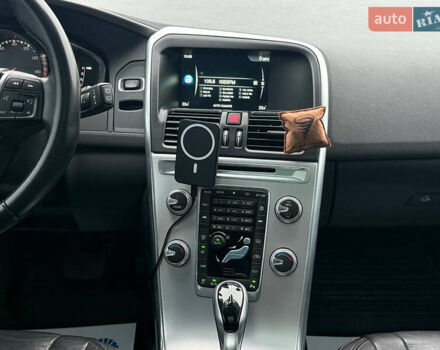 Чорний Вольво ХС60, об'ємом двигуна 2 л та пробігом 120 тис. км за 21400 $, фото 20 на Automoto.ua