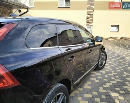 Черный Вольво ХС60, объемом двигателя 2.4 л и пробегом 130 тыс. км за 32000 $, фото 2 на Automoto.ua