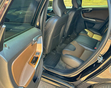 Вольво ХС60 2016 у Чернігові на Automoto.ua Чорний Вольво ХС60, об'ємом двигуна 2.5 л та пробігом 160 тис. км за 19500 $, фото 26 на Automoto.ua