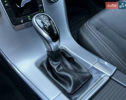 Чорний Вольво ХС60, об'ємом двигуна 1.97 л та пробігом 270 тис. км за 18500 $, фото 15 на Automoto.ua