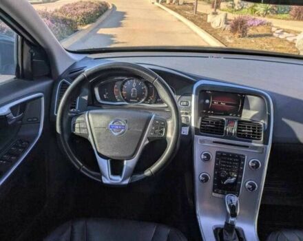 Черный Вольво ХС60, объемом двигателя 2 л и пробегом 47 тыс. км за 4700 $, фото 11 на Automoto.ua