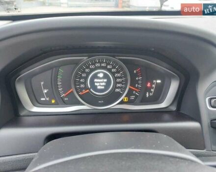 Чорний Вольво ХС60, об'ємом двигуна 2 л та пробігом 240 тис. км за 18500 $, фото 6 на Automoto.ua