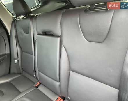 Чорний Вольво ХС60, об'ємом двигуна 2 л та пробігом 282 тис. км за 12900 $, фото 24 на Automoto.ua