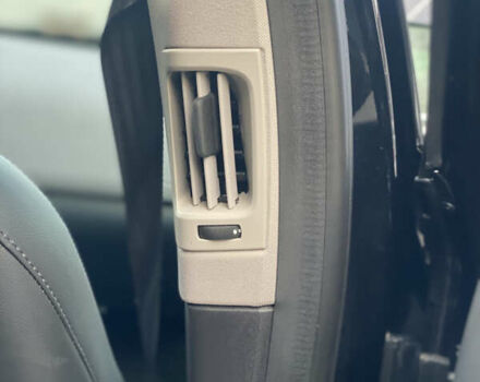 Чорний Вольво ХС60, об'ємом двигуна 2 л та пробігом 282 тис. км за 12900 $, фото 27 на Automoto.ua