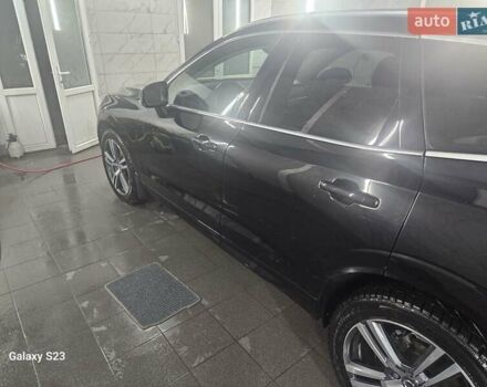 Чорний Вольво ХС60, об'ємом двигуна 1.97 л та пробігом 267 тис. км за 26000 $, фото 3 на Automoto.ua